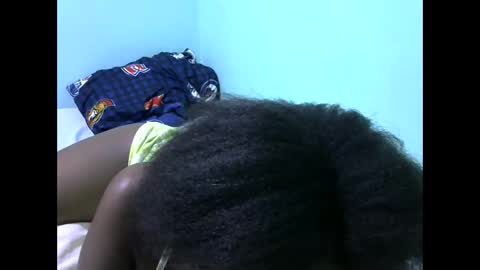 Snapshot of misty_shee chatting on February 3, 2025, 12:36 am misty_shee online show from February 3, 2025, 12:36 am