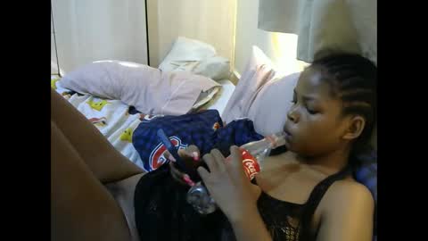 Snapshot of misty_shee chatting on February 14, 2025, 7:07 am misty_shee online show from February 14, 2025, 7:07 am
