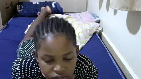 Snapshot of misty_shee chatting on February 19, 2025, 9:14 pm misty_shee online show from February 19, 2025, 9:14 pm