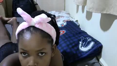 Snapshot of misty_shee chatting on March 10, 2025, 9:40 pm misty_shee online show from March 10, 2025, 9:40 pm