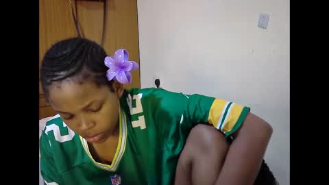 Snapshot of misty_shee chatting on September 27, 2025, 6:24 pm misty_shee online show from September 27, 2025, 6:24 pm
