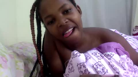 Snapshot of misty_shee chatting on October 13, 2025, 8:47 am misty_shee online show from October 13, 2025, 8:47 am