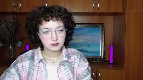 Snapshot of mistyrosee chatting on October 10, 2025, 6:45 am Aria online show from October 10, 2025, 6:45 am