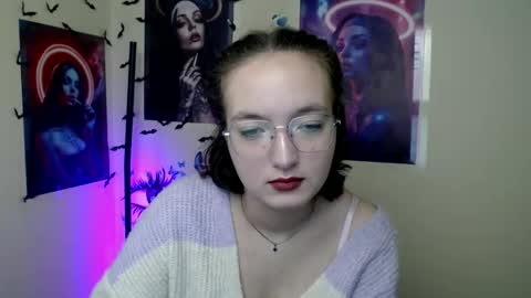 Snapshot of mistyrosee chatting on October 15, 2025, 6:35 am Aria online show from October 15, 2025, 6:35 am