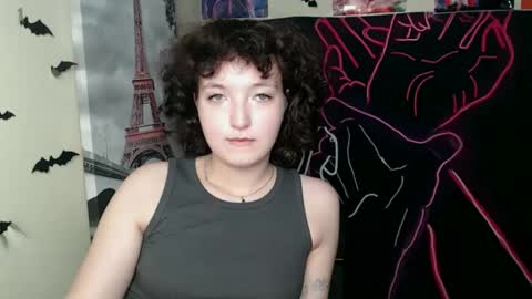 Snapshot of mistyrosee chatting on November 3, 2025, 1:51 am Aria online show from November 3, 2025, 1:51 am