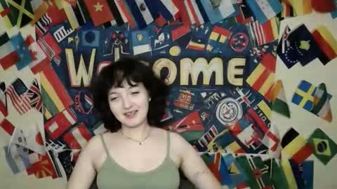 Snapshot of mistyrosee chatting on November 5, 2025, 7:30 am Aria online show from November 5, 2025, 7:30 am