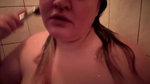 Snapshot of mitchellebunny7 chatting on February 6, 2025, 7:29 pm MichelleBunny7 online show from February 6, 2025, 7:29 pm