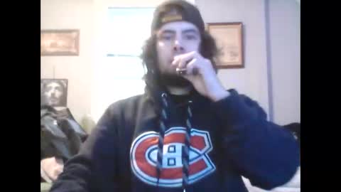 wassi2kezzy online show from December 14, 2025, 1:16 pm