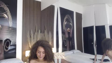 Snapshot of miticabrennet chatting on September 20, 2025, 3:07 am Mtica Brennet online show from September 20, 2025, 3:07 am