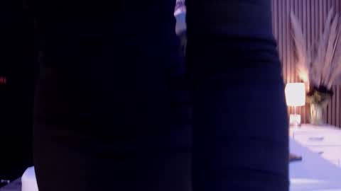 Snapshot of miticabrennet chatting on December 3, 2025, 3:25 am Mtica Brennet online show from December 3, 2025, 3:25 am