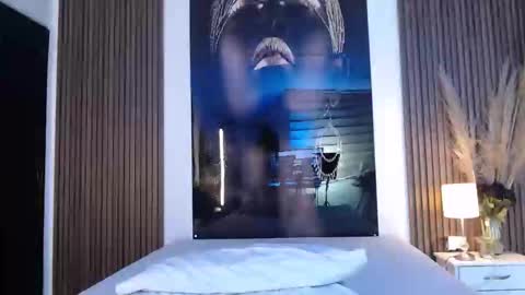 Snapshot of miticabrennet chatting on December 5, 2025, 3:37 am Mtica Brennet online show from December 5, 2025, 3:37 am