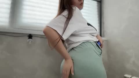 mito online show from November 10, 2025, 8:13 am