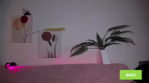 Yuka online show from February 22, 2025, 7:36 pm