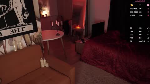 Yuka online show from October 30, 2025, 7:47 pm