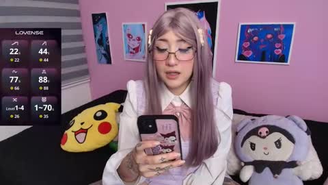  Miwa Violet  online show from September 22, 2025, 12:12 am