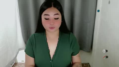 Snapshot of miya_licious chatting on November 2, 2025, 6:43 pm cassie marie online show from November 2, 2025, 6:43 pm