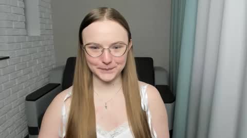 Miya online show from January 14, 2025, 12:45 pm