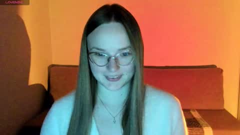 Miya online show from October 23, 2025, 5:44 pm