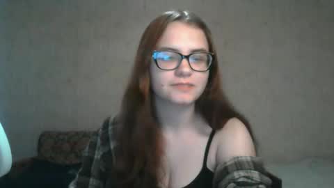 Snapshot of miyabe chatting on December 15, 2024, 7:13 am Milana online show from December 15, 2024, 7:13 am