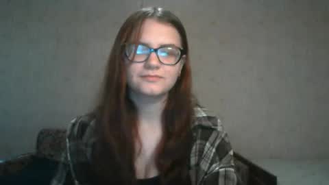 Snapshot of miyabe chatting on December 17, 2024, 7:18 am Milana online show from December 17, 2024, 7:18 am