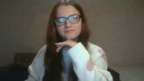 Snapshot of miyabe chatting on December 20, 2024, 11:32 am Milana online show from December 20, 2024, 11:32 am