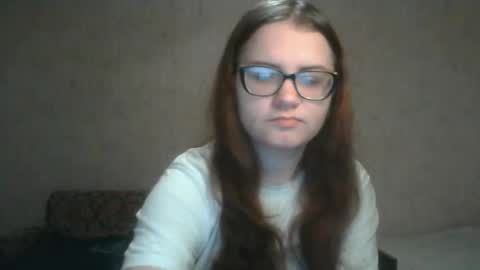 Snapshot of miyabe chatting on December 22, 2024, 7:22 am Milana online show from December 22, 2024, 7:22 am
