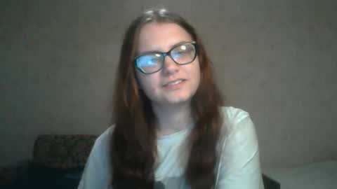 Snapshot of miyabe chatting on December 22, 2024, 10:28 am Milana online show from December 22, 2024, 10:28 am