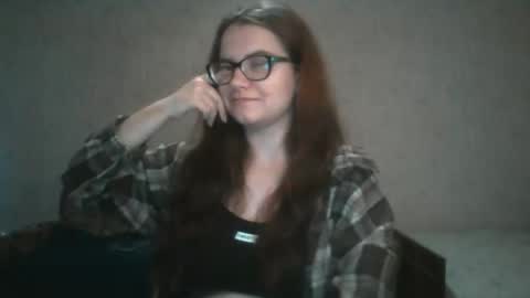 Snapshot of miyabe chatting on December 28, 2024, 10:25 am Milana online show from December 28, 2024, 10:25 am