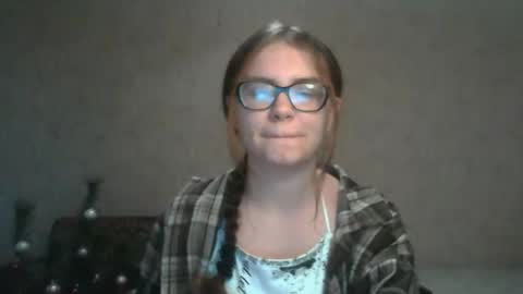 Snapshot of miyabe chatting on January 12, 2025, 7:11 am Milana online show from January 12, 2025, 7:11 am