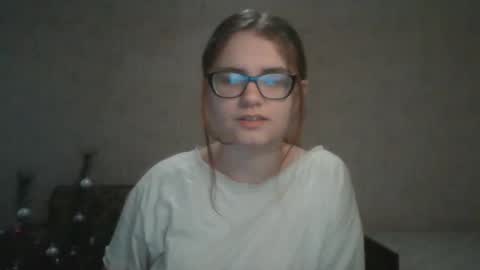 Snapshot of miyabe chatting on January 15, 2025, 7:05 am Milana online show from January 15, 2025, 7:05 am