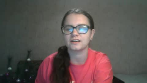 Snapshot of miyabe chatting on January 17, 2025, 11:06 am Milana online show from January 17, 2025, 11:06 am