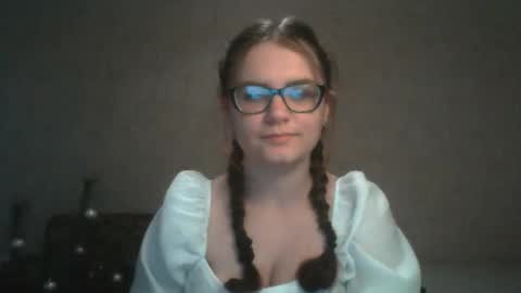 Snapshot of miyabe chatting on February 4, 2025, 1:38 pm Milana online show from February 4, 2025, 1:38 pm