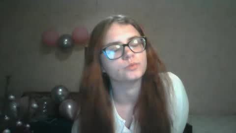 Snapshot of miyabe chatting on February 17, 2025, 4:15 pm Milana online show from February 17, 2025, 4:15 pm