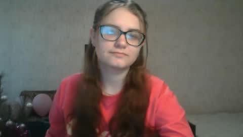 Snapshot of miyabe chatting on March 9, 2025, 7:34 am Milana online show from March 9, 2025, 7:34 am