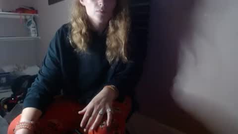 Snapshot of miyahw803 chatting on October 14, 2025, 12:22 am miyahw803 online show from October 14, 2025, 12:22 am