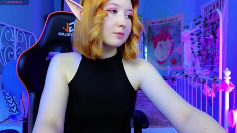 Mizuki online show from February 16, 2025, 9:05 pm