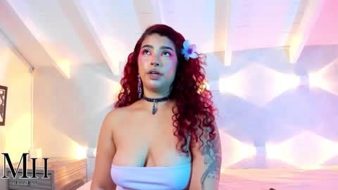 Snapshot of mizzhell_ chatting on September 29, 2025, 12:43 pm mizzhell_ online show from September 29, 2025, 12:43 pm