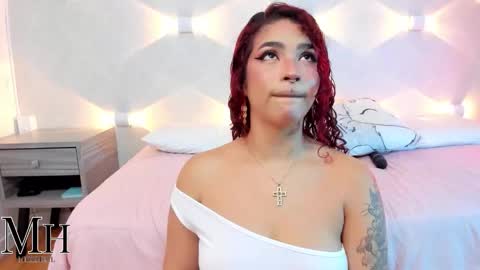 Snapshot of mizzhell_ chatting on September 30, 2025, 12:54 pm mizzhell_ online show from September 30, 2025, 12:54 pm