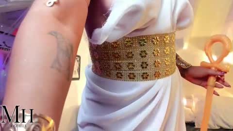 Snapshot of mizzhell_ chatting on October 25, 2025, 3:51 pm mizzhell_ online show from October 25, 2025, 3:51 pm