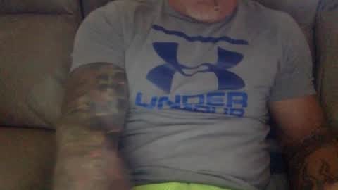 Snapshot of mjg175 chatting on December 1, 2024, 5:46 pm SexyRed online show from December 1, 2024, 5:46 pm