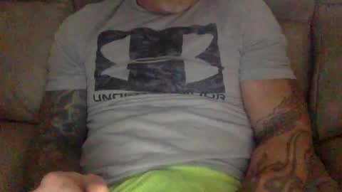 Snapshot of mjg175 chatting on December 23, 2024, 6:05 pm SexyRed online show from December 23, 2024, 6:05 pm