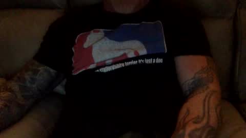 Snapshot of mjg175 chatting on January 11, 2025, 1:32 pm SexyRed online show from January 11, 2025, 1:32 pm