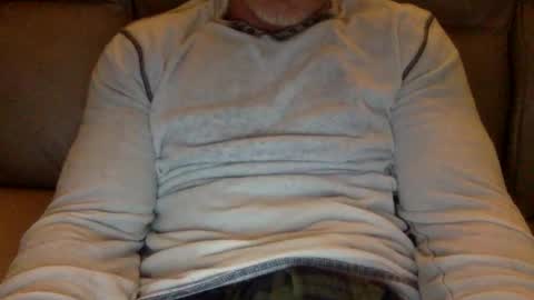 Snapshot of mjg175 chatting on January 24, 2025, 11:48 am SexyRed online show from January 24, 2025, 11:48 am