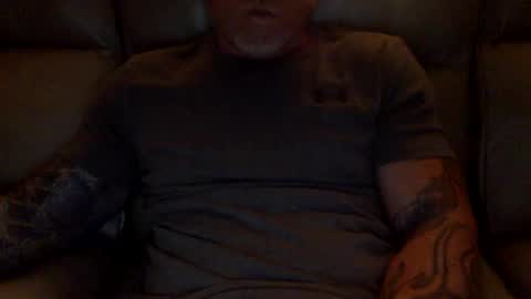 Snapshot of mjg175 chatting on January 31, 2025, 11:56 am SexyRed online show from January 31, 2025, 11:56 am