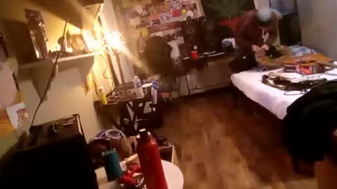 Snapshot of mjmckenz55 chatting on November 4, 2025, 2:21 am Daddy720 online show from November 4, 2025, 2:21 am