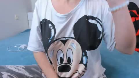 Snapshot of mmmmmargo chatting on October 31, 2025, 10:55 pm Margo online show from October 31, 2025, 10:55 pm