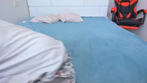 Snapshot of mmmmmargo chatting on November 15, 2025, 1:40 pm Margo online show from November 15, 2025, 1:40 pm