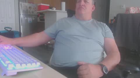 mmmthatsfunnn online show from December 29, 2024, 6:05 pm