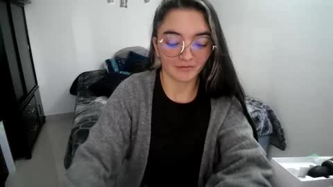 Sam online show from September 22, 2025, 2:08 pm