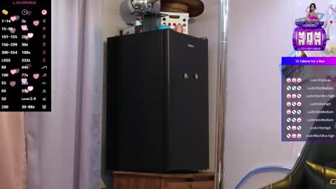 Snapshot of mocha_ chatting on November 16, 2025, 6:08 am MOCHA JAMES THE NPC online show from November 16, 2025, 6:08 am